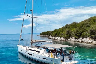 2017 Dufour 512 GL