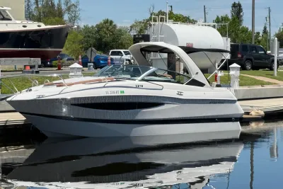 2017 Four Winns V275