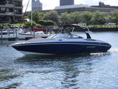 2017 Larson LXi 292 I/O