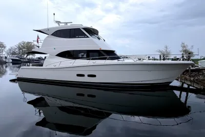 2017 Maritimo M54