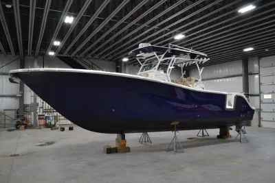 2017 Sea Fox 328 Commander