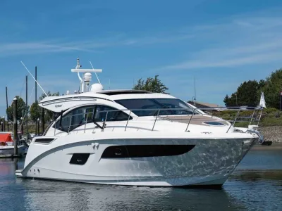 2017 Sea Ray Sundancer 400
