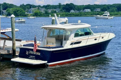 2018 Back Cove 32