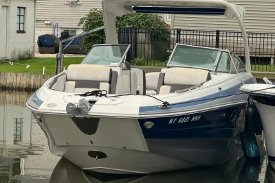 2018 Crownline Eclipse E30