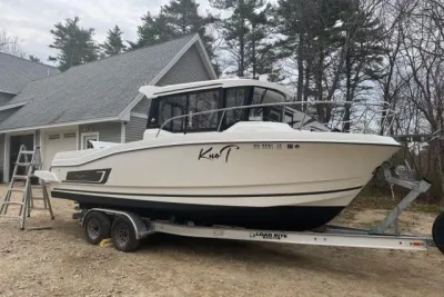 2018 Jeanneau NC Sport 795