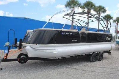 2019 Aloha 26' Paradise Arch Sport Tower L Group Se