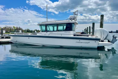 2019 Axopar 28 Cabin