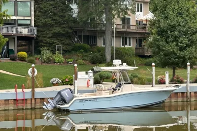 2019 Grady-White Fisherman 236