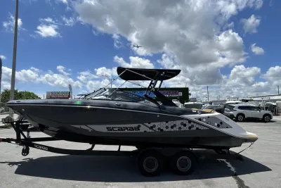 2019 Scarab 255 ID