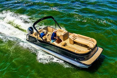 2020 Avalon Catalina Elite - 25'