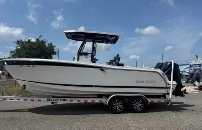 2020 Blackfin 242 CC