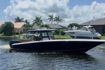 2020 Fountain 38 Center Console