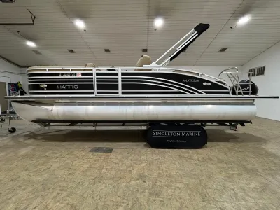 2020 Harris Solstice 230