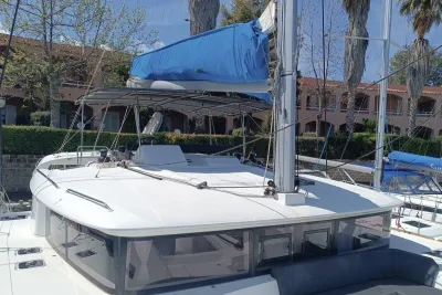 2020 Lagoon 450 F