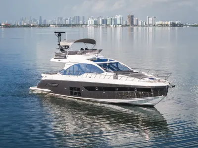 2021 Azimut S6