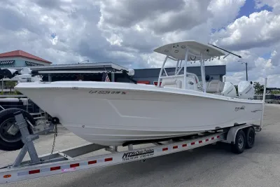 2021 Blue Wave 2800 Makaira