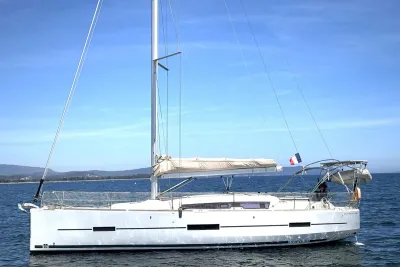2021 Dufour 412
