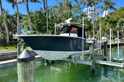 2021 Sportsman Open 302 Center Console