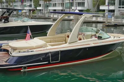 2022 Chris-Craft Launch 25 GT