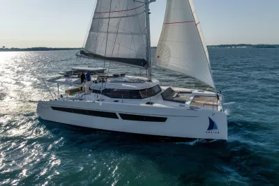 2022 Fountaine Pajot Aura 51