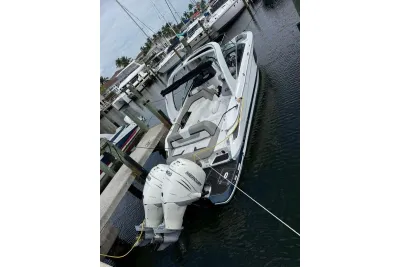 2022 Four Winns H290 OB
