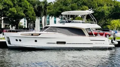 2022 Greenline 48 Fly