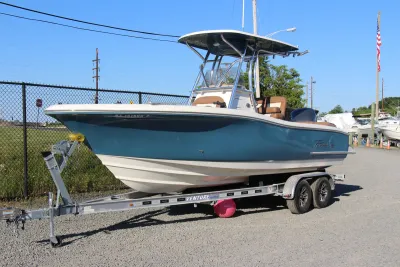 2022 Pioneer 222 Islander