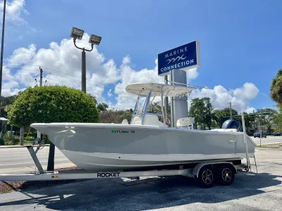 2022 Sea Hunt Ultra 234