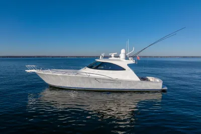 2022 Viking 54 Sport Coupe