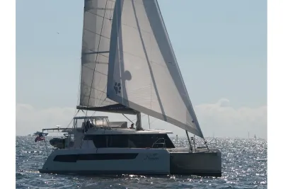 2023 Leopard 42
