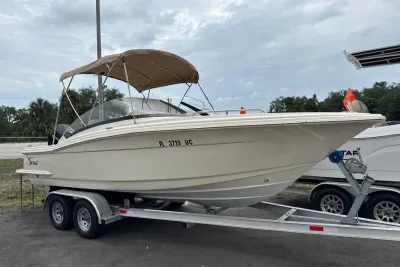 2023 Scout 215 Dorado