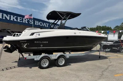 2024 Bayliner VR6 Bowrider I/O
