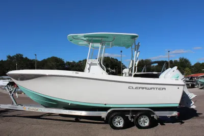 2024 Clearwater 2300 Center Console