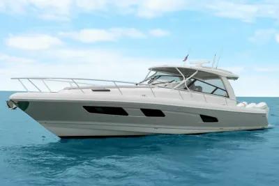 2024 Intrepid 477 Evolution