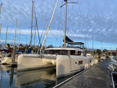 2024 Lagoon 42