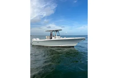 2024 Sea Hunt Gamefish 27 Forward Seating