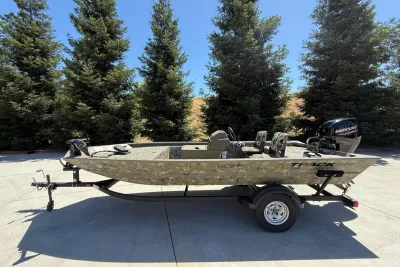 2024 Tracker Grizzly 1754 SC