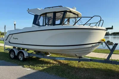 2025 Bayliner Trophy T23 Pilothouse