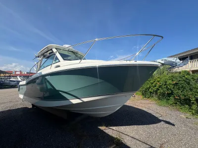 2025 Boston Whaler 285 Conquest