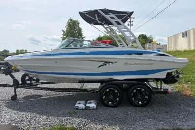 2025 Crownline 220 SS