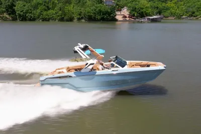 2025 MasterCraft XStar 25