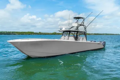 2025 SeaHunter 46 CTS