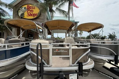 2025 Sun Tracker SportFish 20 DLX