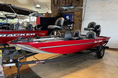 2025 Tracker Bass Tracker Classic XL