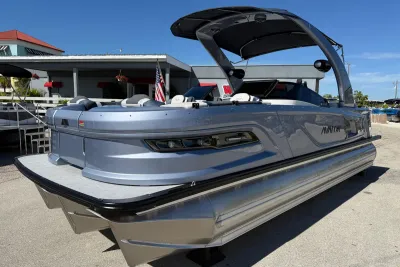 2026 Avalon 2585 Excalibur Windshield Quad Lounger Shift, Tri toon, Mercury 400hp V-10