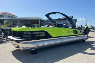 2026 Avalon 2785 Excalibur Windshield Elite, Tri Toon, Twin Mercury Racing 500R's