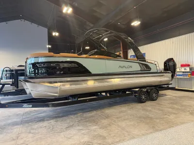 2026 Avalon Excalibur LTD Twin Quad Lounger Shift