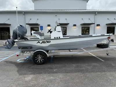 2026 Avid 18CC ROGUE