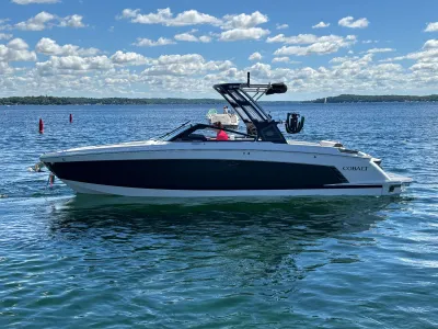 2026 Cobalt R8 Surf
