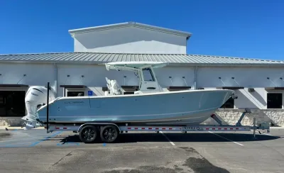 2026 Cobia 285CC